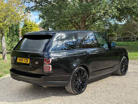Land Rover Range Rover 3.0 SD V6 Autobiography SUV 5dr Diesel Auto 4WD Euro 6 (s/s) (275 ps) - U10004522