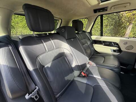 Land Rover Range Rover 3.0 SD V6 Autobiography SUV 5dr Diesel Auto 4WD Euro 6 (s/s) (275 ps) - U10004522