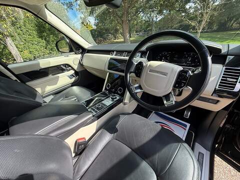 Land Rover Range Rover 3.0 SD V6 Autobiography SUV 5dr Diesel Auto 4WD Euro 6 (s/s) (275 ps) - U10004522