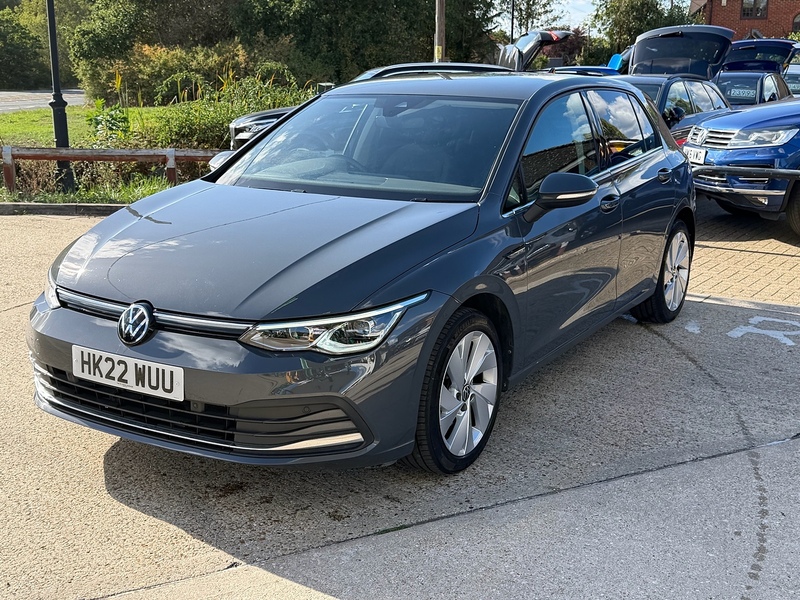 Volkswagen Golf 1.5 eTSI MHEV Style Hatchback 5dr Petrol Hybrid DSG Euro 6 (s/s) (130 ps) - U10004524