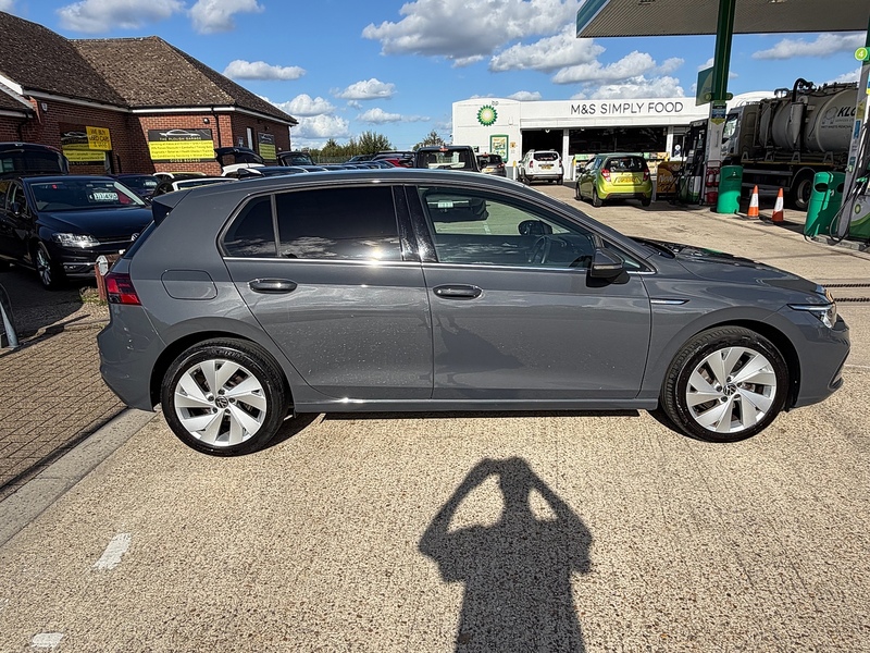 Volkswagen Golf 1.5 eTSI MHEV Style Hatchback 5dr Petrol Hybrid DSG Euro 6 (s/s) (130 ps) - U10004524