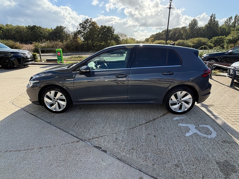 Volkswagen Golf 1.5 eTSI MHEV Style Hatchback 5dr Petrol Hybrid DSG Euro 6 (s/s) (130 ps) - U10004524