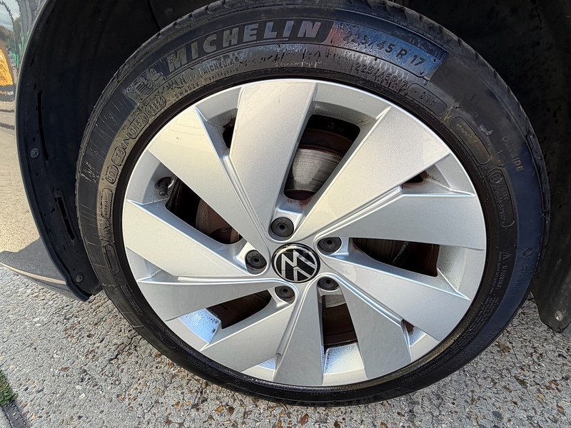 Volkswagen Golf 1.5 eTSI MHEV Style Hatchback 5dr Petrol Hybrid DSG Euro 6 (s/s) (130 ps) - U10004524