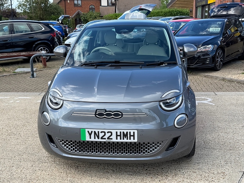 Fiat 500e 42kWh La Prima Hatchback 3dr Electric Auto (118 ps) - U10004528