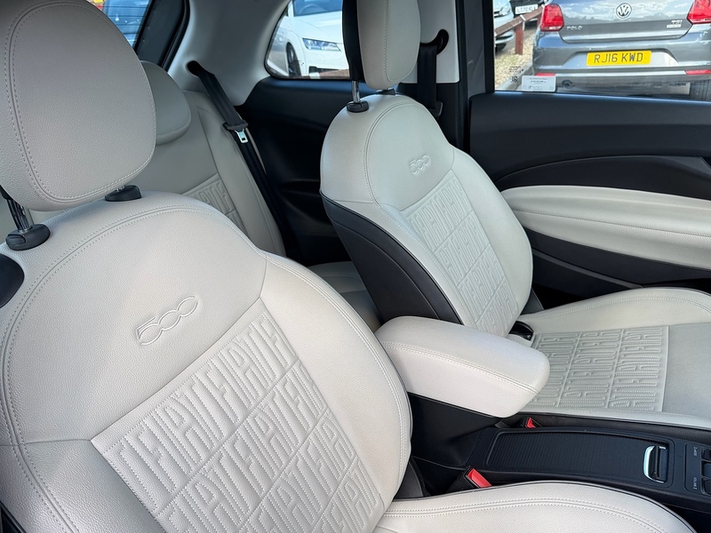 Fiat 500e 42kWh La Prima Hatchback 3dr Electric Auto (118 ps) - U10004528
