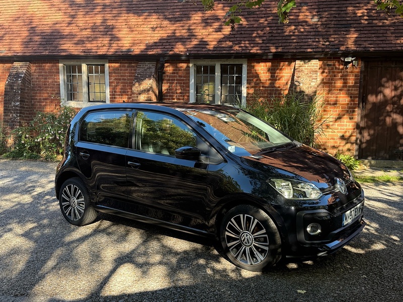 Volkswagen up! 1.0 High up! Hatchback 5dr Petrol Manual Euro 6 (s/s) (90 ps) - U10004535