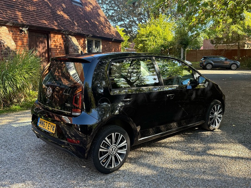 Volkswagen up! 1.0 High up! Hatchback 5dr Petrol Manual Euro 6 (s/s) (90 ps) - U10004535