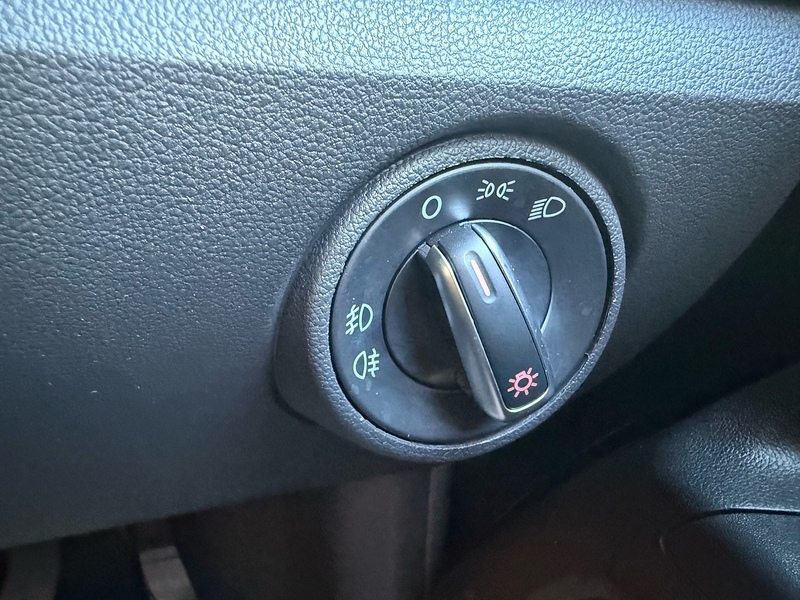 Volkswagen up! 1.0 High up! Hatchback 5dr Petrol Manual Euro 6 (s/s) (90 ps) - U10004535