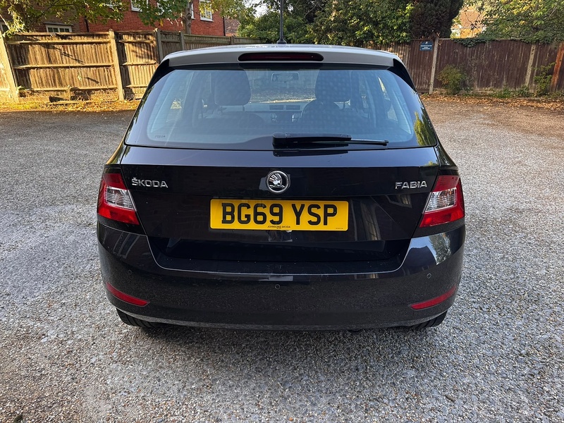 Skoda Fabia 1.0 TSI Colour Edition Hatchback 5dr Petrol Manual Euro 6 (s/s) (95 ps) - U10004536