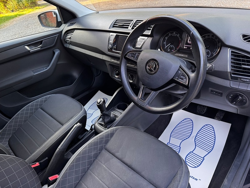 Skoda Fabia 1.0 TSI Colour Edition Hatchback 5dr Petrol Manual Euro 6 (s/s) (95 ps) - U10004536