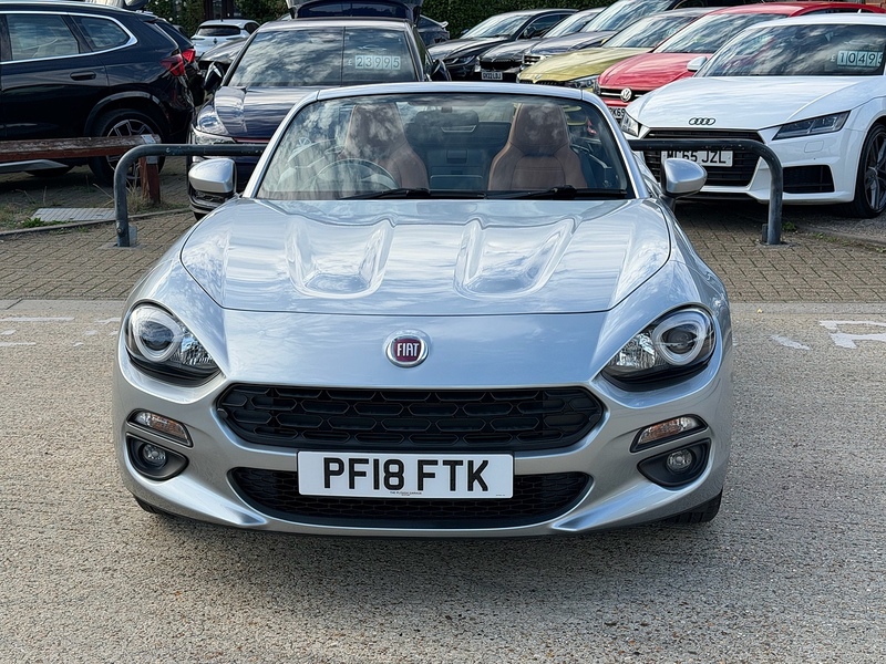Fiat 124 Spider 1.4 MultiAir Lusso Convertible 2dr Petrol Euro 6 (140 ps) - U10004543