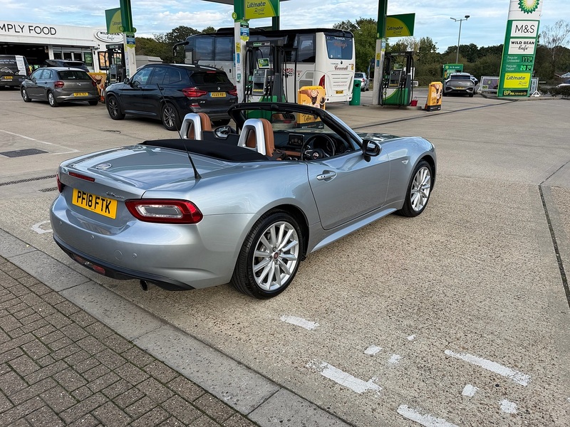Fiat 124 Spider 1.4 MultiAir Lusso Convertible 2dr Petrol Euro 6 (140 ps) - U10004543