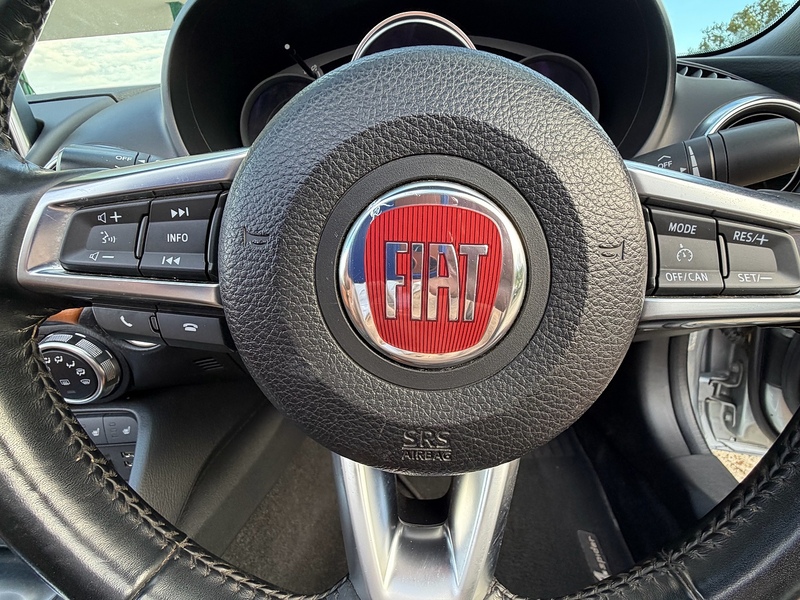 Fiat 124 Spider 1.4 MultiAir Lusso Convertible 2dr Petrol Euro 6 (140 ps) - U10004543