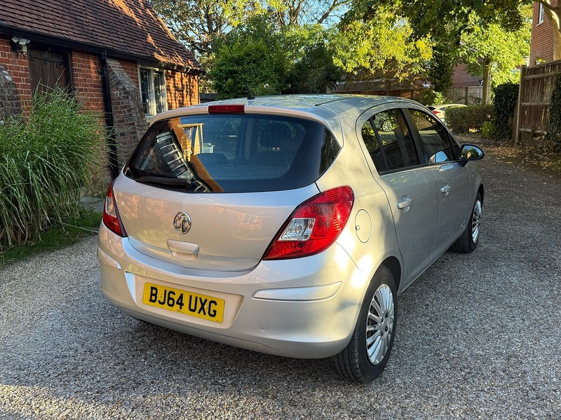 Vauxhall Corsa 1.2i ecoFLEX 16V Design Hatchback 5dr Petrol Manual Euro 5 (s/s) (A/C) (85 ps) - U10004554
