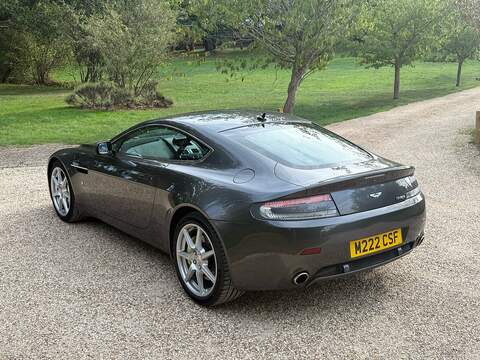 Aston Martin Vantage 4.3 V8 Coupe 2dr Petrol Manual Euro 4 (380 bhp) - U10004556