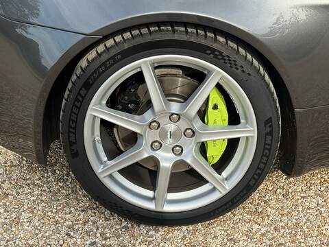 Aston Martin Vantage 4.3 V8 Coupe 2dr Petrol Manual Euro 4 (380 bhp) - U10004556