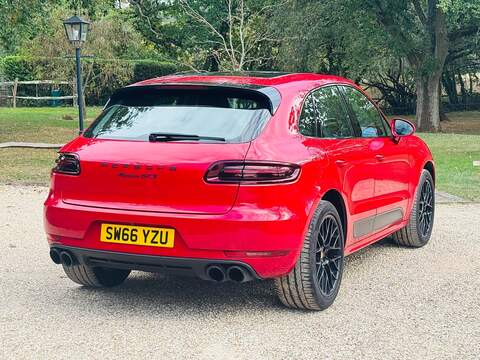 Porsche Macan 3.0T V6 GTS SUV 5dr Petrol PDK 4WD Euro 6 (s/s) (360 ps) - U10004557