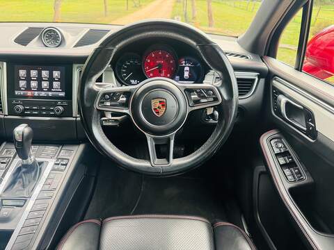 Porsche Macan 3.0T V6 GTS SUV 5dr Petrol PDK 4WD Euro 6 (s/s) (360 ps) - U10004557