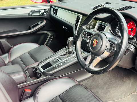 Porsche Macan 3.0T V6 GTS SUV 5dr Petrol PDK 4WD Euro 6 (s/s) (360 ps) - U10004557