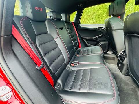 Porsche Macan 3.0T V6 GTS SUV 5dr Petrol PDK 4WD Euro 6 (s/s) (360 ps) - U10004557
