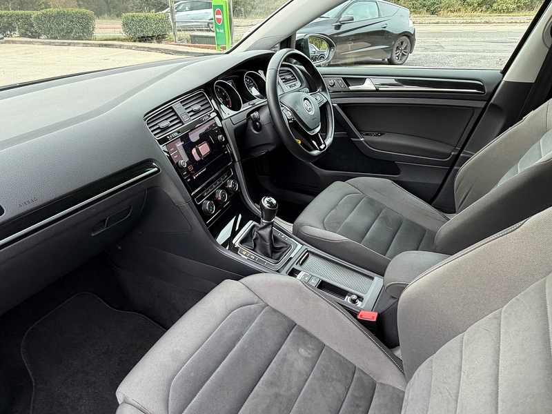 Volkswagen Golf 1.5 TSI EVO GT Hatchback 5dr Petrol Manual Euro 6 (s/s) (150 ps) - U10004561