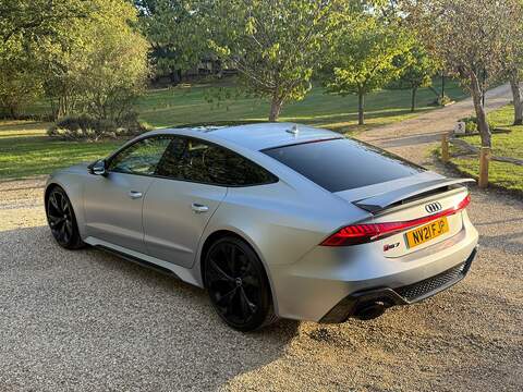 Audi RS7 4.0 TFSI V8 Carbon Black Sportback 5dr Petrol Tiptronic quattro Euro 6 (s/s) (600 ps) - U10004565