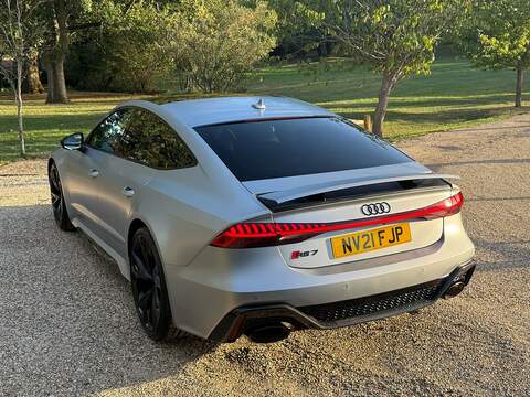Audi RS7 4.0 TFSI V8 Carbon Black Sportback 5dr Petrol Tiptronic quattro Euro 6 (s/s) (600 ps) - U10004565