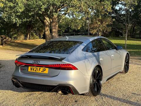 Audi RS7 4.0 TFSI V8 Carbon Black Sportback 5dr Petrol Tiptronic quattro Euro 6 (s/s) (600 ps) - U10004565