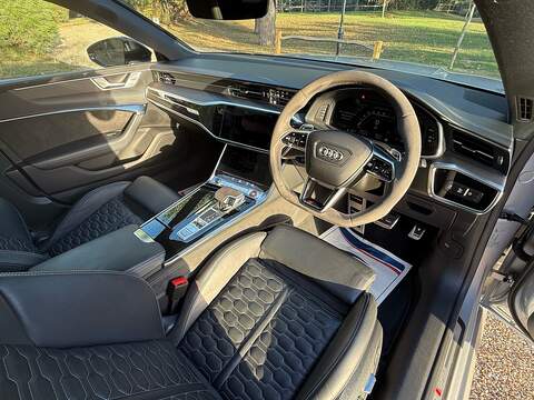 Audi RS7 4.0 TFSI V8 Carbon Black Sportback 5dr Petrol Tiptronic quattro Euro 6 (s/s) (600 ps) - U10004565