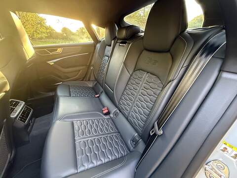 Audi RS7 4.0 TFSI V8 Carbon Black Sportback 5dr Petrol Tiptronic quattro Euro 6 (s/s) (600 ps) - U10004565