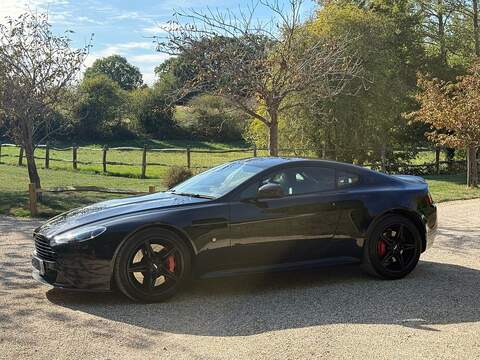 Aston Martin Vantage 4.7 V8 N430 Coupe 2dr Petrol Sportshift Euro 6 (430 bhp) - U10004566