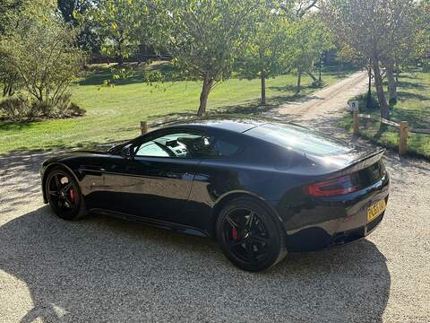 Aston Martin Vantage 4.7 V8 N430 Coupe 2dr Petrol Sportshift Euro 6 (430 bhp) - U10004566