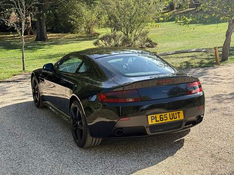 Aston Martin Vantage 4.7 V8 N430 Coupe 2dr Petrol Sportshift Euro 6 (430 bhp) - U10004566