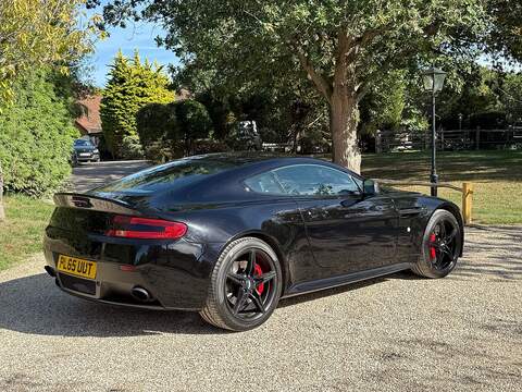 Aston Martin Vantage 4.7 V8 N430 Coupe 2dr Petrol Sportshift Euro 6 (430 bhp) - U10004566