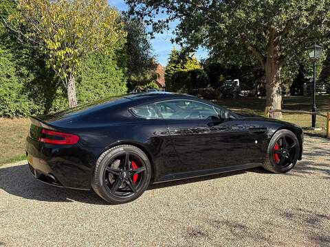 Aston Martin Vantage 4.7 V8 N430 Coupe 2dr Petrol Sportshift Euro 6 (430 bhp) - U10004566