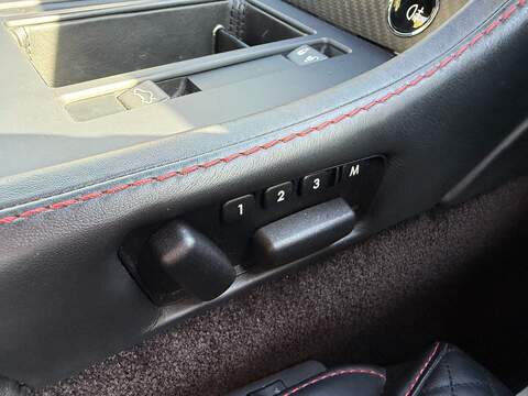 Aston Martin Vantage 4.7 V8 N430 Coupe 2dr Petrol Sportshift Euro 6 (430 bhp) - U10004566