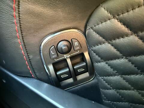 Aston Martin Vantage 4.7 V8 N430 Coupe 2dr Petrol Sportshift Euro 6 (430 bhp) - U10004566