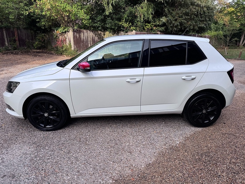 Skoda Fabia 1.0 TSI RedLine Hatchback 5dr Petrol Manual Euro 6 (s/s) (110 ps) - U10004576