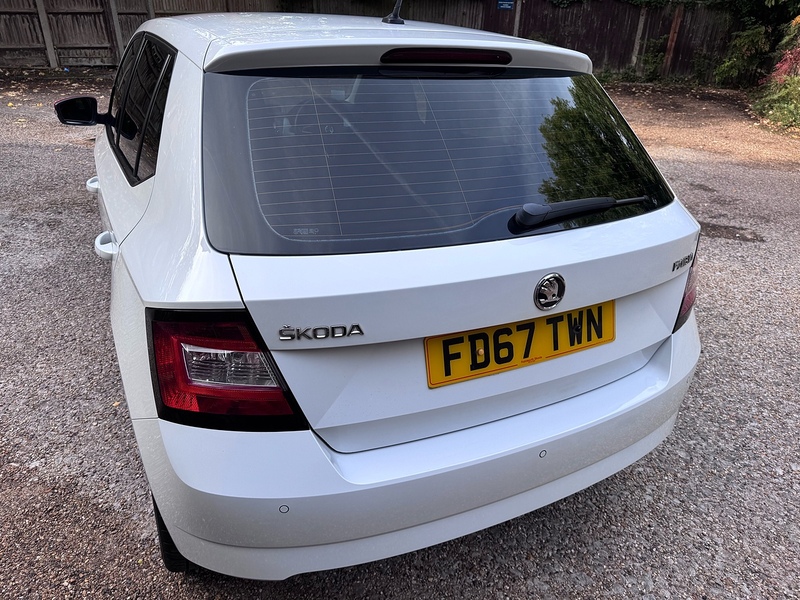 Skoda Fabia 1.0 TSI RedLine Hatchback 5dr Petrol Manual Euro 6 (s/s) (110 ps) - U10004576