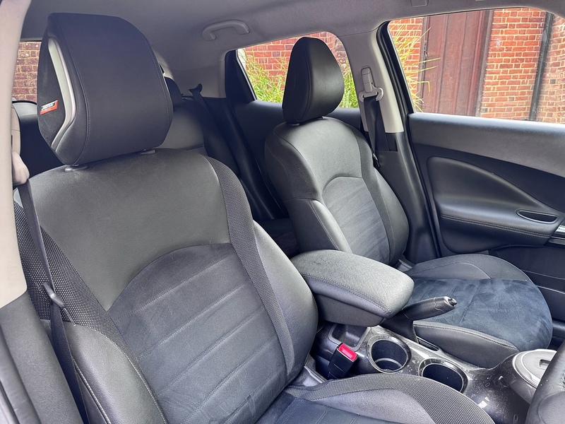 Nissan Juke 1.6 Bose Personal Edition SUV 5dr Petrol XTRON Euro 6 (112 ps) - U10004577