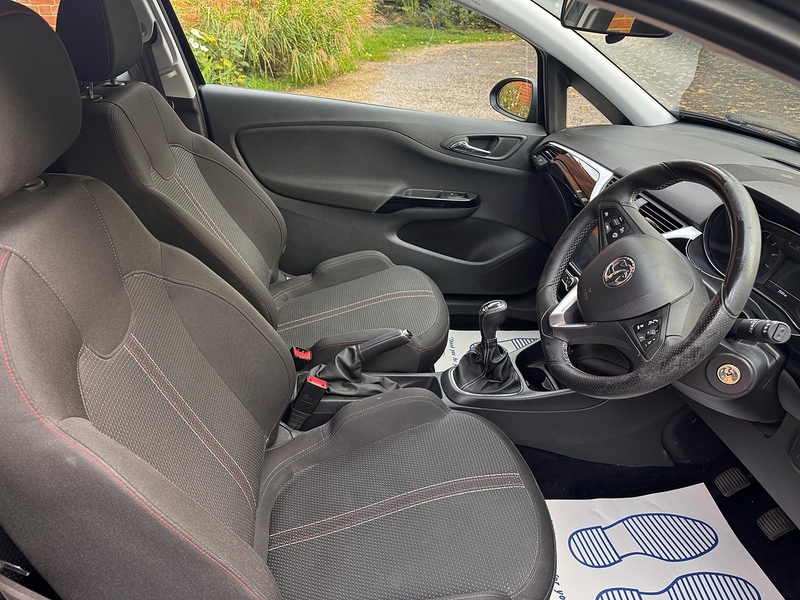 Vauxhall Corsa 1.4i Turbo Black Edition Hatchback 3dr Petrol Manual Euro 6 (s/s) (150 ps) - U10004581