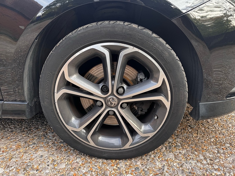 Vauxhall Corsa 1.4i Turbo Black Edition Hatchback 3dr Petrol Manual Euro 6 (s/s) (150 ps) - U10004581