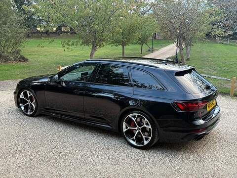 Audi RS4 Avant 2.9 TFSI V6 Competition Estate 5dr Petrol Tiptronic quattro Euro 6 (s/s) (450 ps) - U10004590
