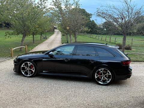 Audi RS4 Avant 2.9 TFSI V6 Competition Estate 5dr Petrol Tiptronic quattro Euro 6 (s/s) (450 ps) - U10004590
