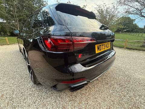 Audi RS4 Avant 2.9 TFSI V6 Competition Estate 5dr Petrol Tiptronic quattro Euro 6 (s/s) (450 ps) - U10004590