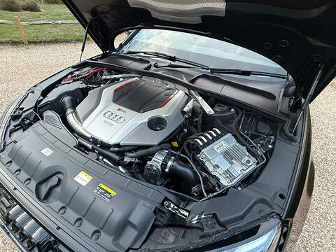 Audi RS4 Avant 2.9 TFSI V6 Competition Estate 5dr Petrol Tiptronic quattro Euro 6 (s/s) (450 ps) - U10004590