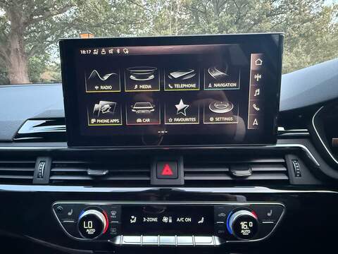 Audi RS4 Avant 2.9 TFSI V6 Competition Estate 5dr Petrol Tiptronic quattro Euro 6 (s/s) (450 ps) - U10004590