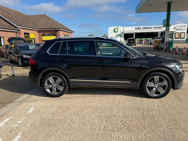 Volkswagen Tiguan 1.5 TSI EVO Match SUV 5dr Petrol DSG Euro 6 (s/s) (150 ps) - U10004591