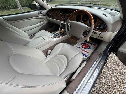 Jaguar/Daimler xkr xkr Xkr 4.0 2dr Sports Automatic Petrol - U11180