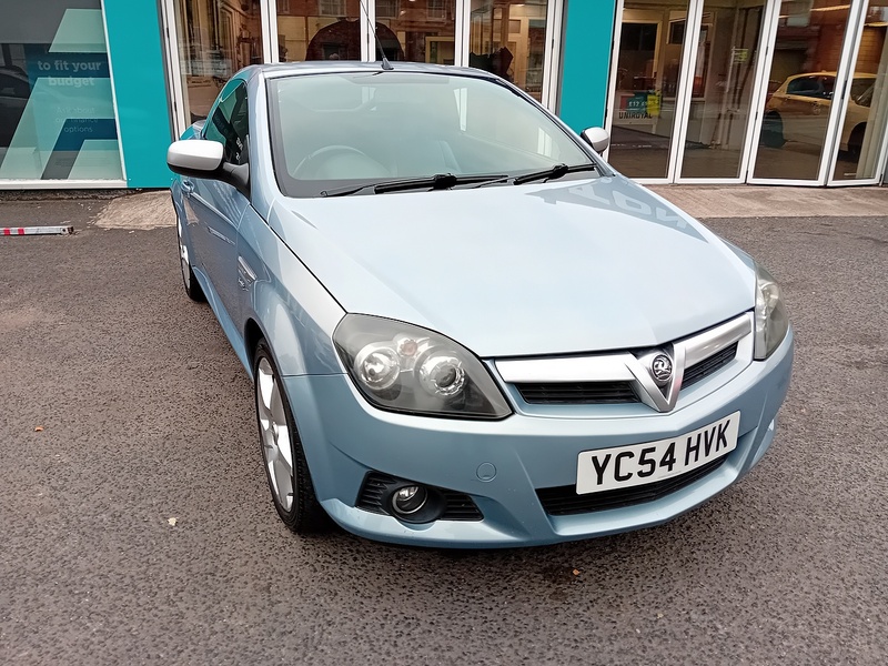 Vauxhall Tigra 1.8i Sport Convertible 2dr Petrol Manual (185 g/km, 123 bhp) - U1765